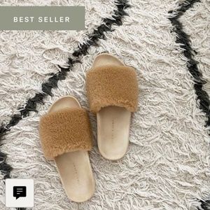 Jenni Kayne Shearling slide sandals NWB
